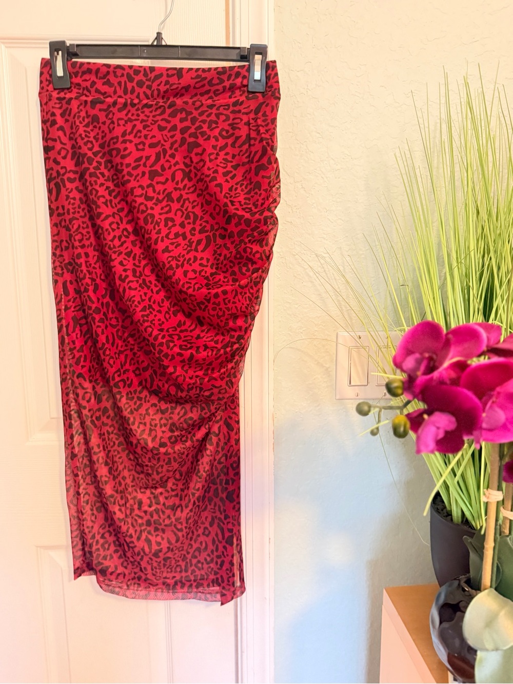 SHEIN Red and Black Leopard Print Ruched Midi Skirt